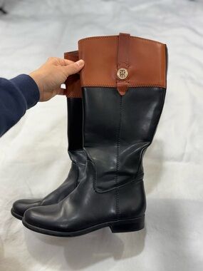 Tommy Hilfiger Two-Tone Black and Brown women’s Leather Riding Boots size 8.5